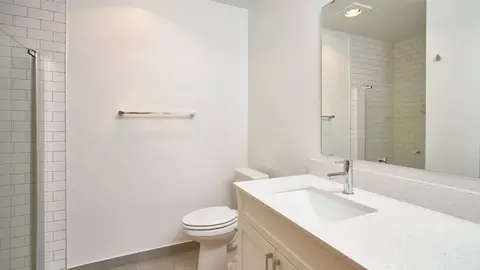 521 S Weller St, Seattle, WA 98104 photo 14