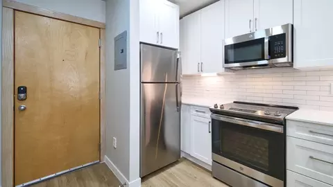 521 S Weller St, Seattle, WA 98104 photo 42