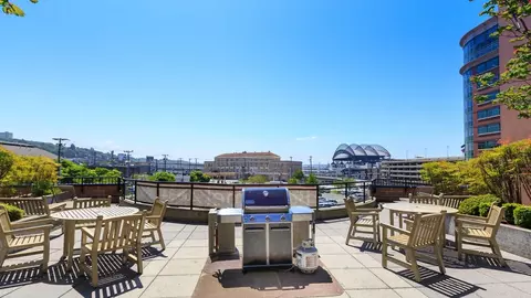 521 S Weller St, Seattle, WA 98104 photo 21
