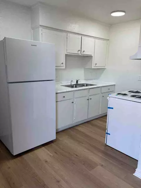 4910 E Side Ave, Dallas, TX 75214