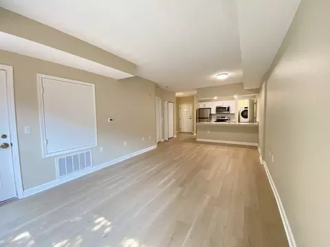202 N Hamilton St, Madison, WI 53703