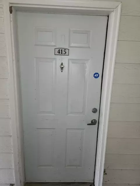 8100 Seaman Rd, Ocean Springs, MS 39565
