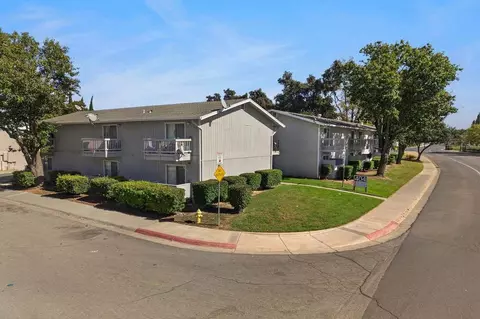 404 W Cross St, Woodland, CA 95695