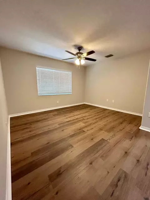 2281 NE 2nd St, Ocala, FL 34470