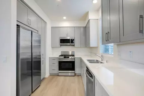 221 N Mountain Ave, Ontario, CA 91762