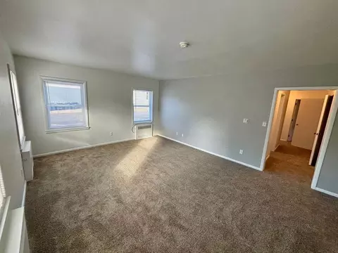 308 W 8th St, Erie, PA 16502