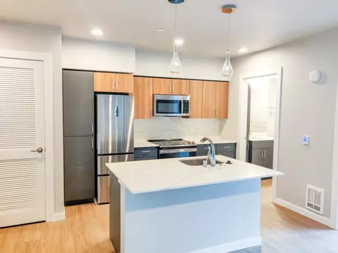 10032 Edmonds Way, Edmonds, WA 98020