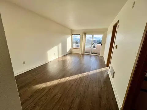 4113 Linden Ave N, Seattle, WA 98103 photo 3