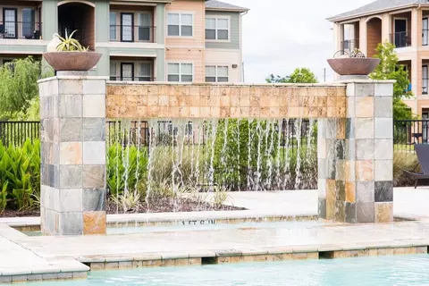 2800 W Baker Rd, Baytown, TX 77521