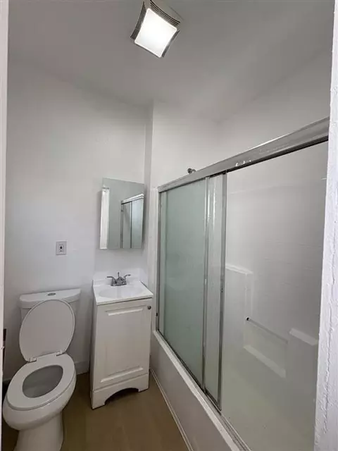 1033 Hoffman Ave, Long Beach, CA 90813 photo 7