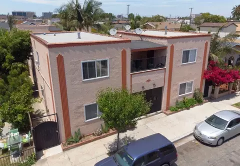 1033 Hoffman Ave, Long Beach, CA 90813 photo 4