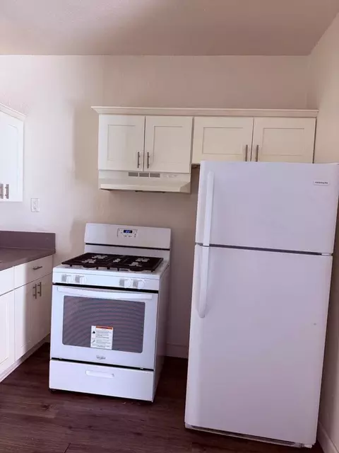 1033 Hoffman Ave, Long Beach, CA 90813 photo 17