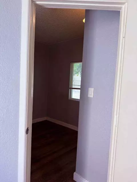1033 Hoffman Ave, Long Beach, CA 90813 photo 15