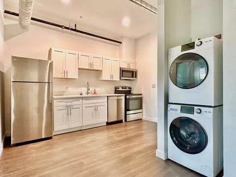 1010 W 26th St, Austin, TX 78705