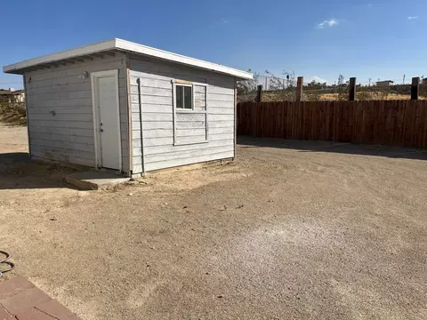 27763 Crestview Rd, Barstow, CA 92311 photo 6
