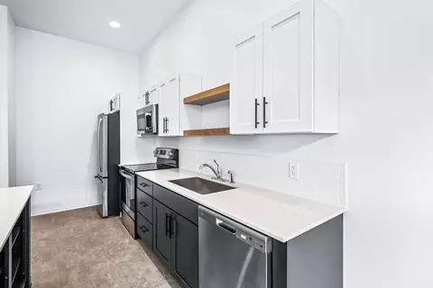 1020 Centerpoint Dr, Stevens Point, WI 54481 photo 8