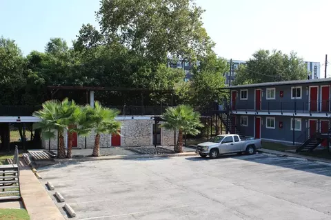 902 Romeria Dr, Austin, TX 78757 photo 18