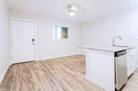 902 Romeria Dr, Austin, TX 78757