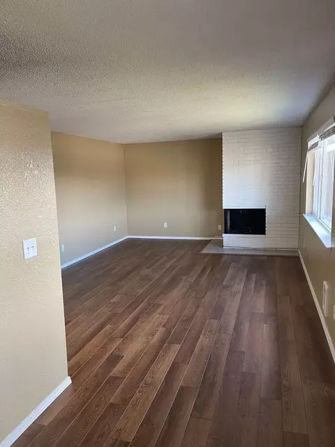 25 Thunderbird Pkwy SW, Lakewood, WA 98498