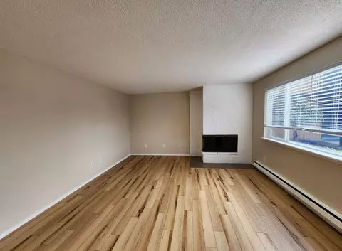 25 Thunderbird Pkwy SW, Lakewood, WA 98498