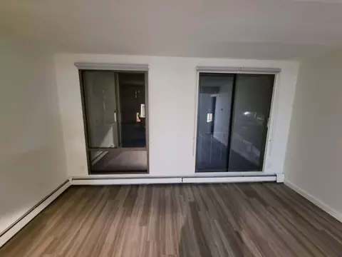 7300 W Dean Rd, Milwaukee, WI 53223