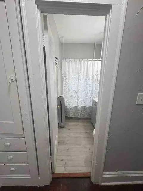 2688 Mayfield Rd, Cleveland Heights, OH 44106