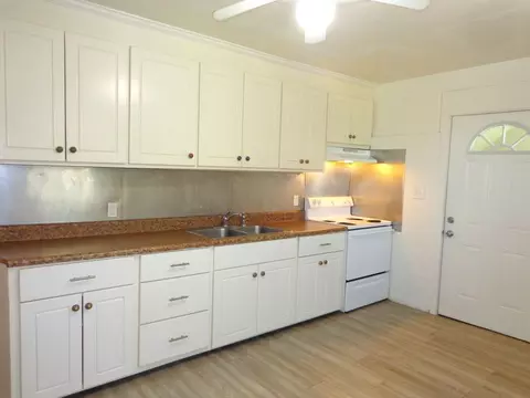2016 E Ocean View Ave, Norfolk, VA 23503