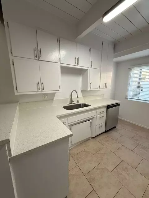 11730 Culver Blvd, Los Angeles, CA 90066 photo 9