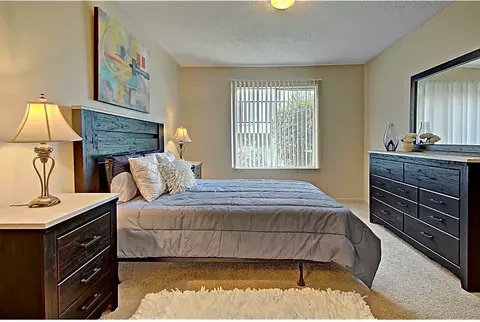2413 E 55th Pl, Tulsa, OK 74105 photo 9