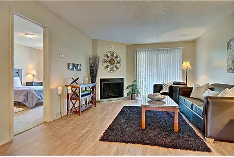 2413 E 55th Pl, Tulsa, OK 74105 photo 5