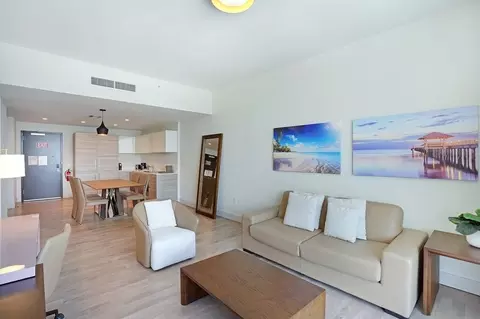 N Ocean Dr, Hollywood, FL 33019 photo 3