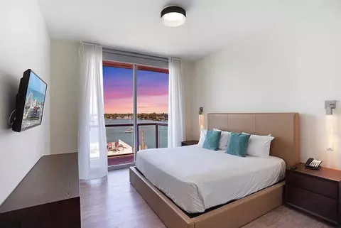 N Ocean Dr, Hollywood, FL 33019 photo 4