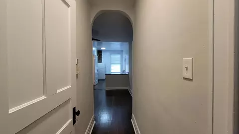 1101 W Grace St, Chicago, IL 60613 photo 13