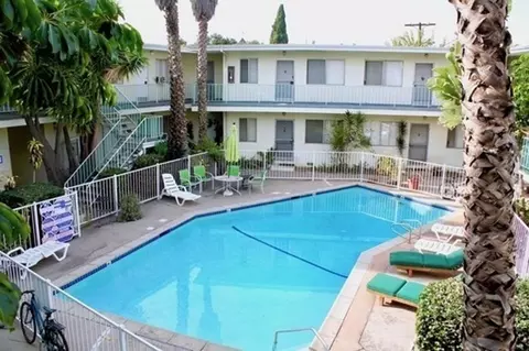 8850 Cattaraugus Ave, Los Angeles, CA 90034