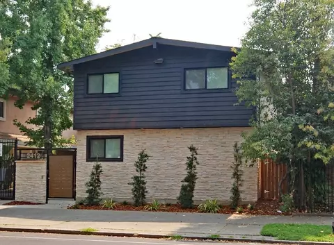 2412 Q St, Sacramento, CA 95816