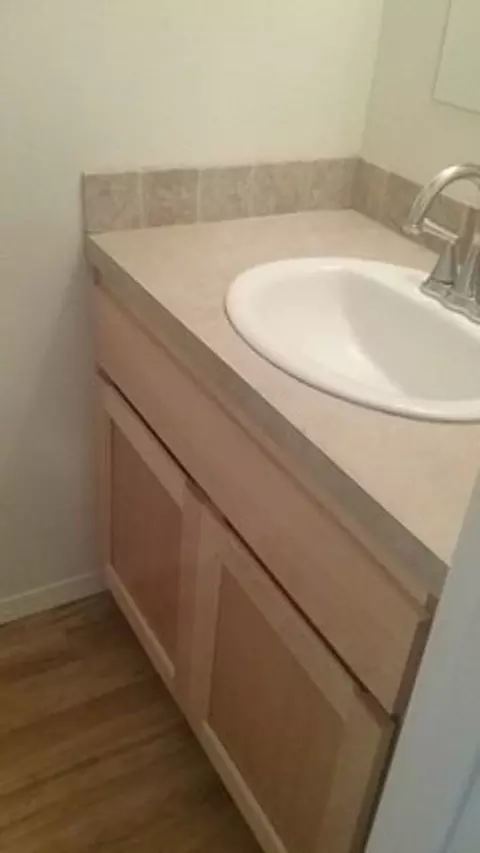 540 W 3rd Ave, Junction City, OR 97448 photo 3