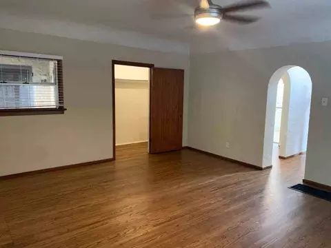 1844 E 5th St, Long Beach, CA 90802 photo 2