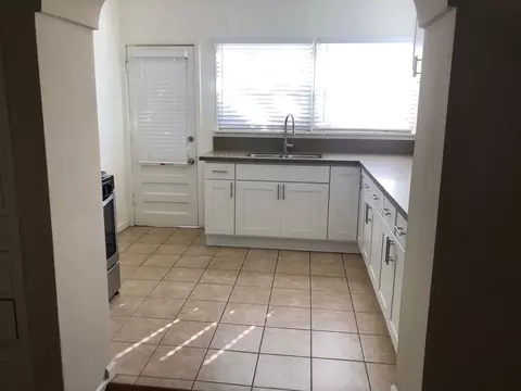 1844 E 5th St, Long Beach, CA 90802 photo 8