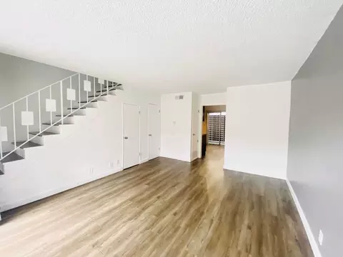 457 W Dryden St, Glendale, CA 91202