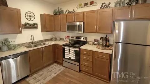 13816 NE Salmon Creek Ave, Barberton, WA 98686