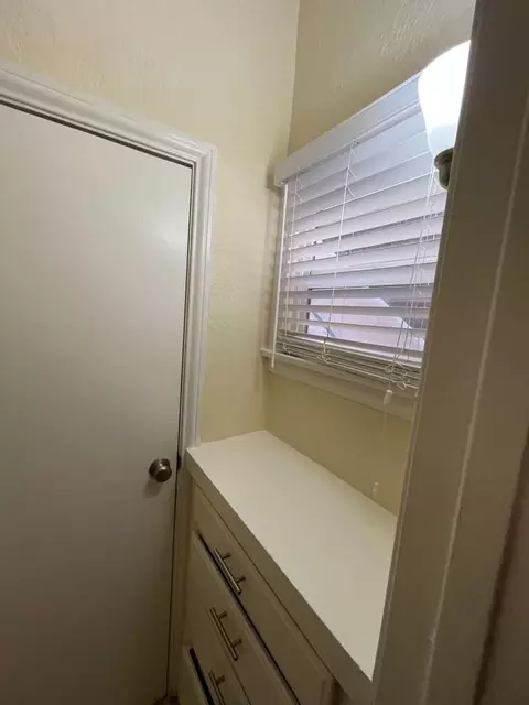 715 E 5th St, Long Beach, CA 90802 photo 14