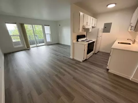 351 Vuemont Pl NE, Renton, WA 98056