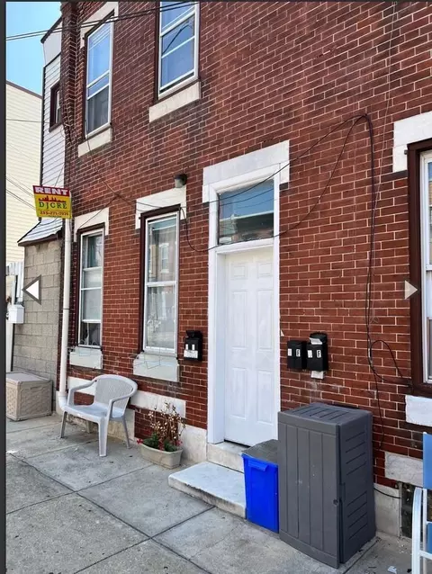 2601 E Clearfield St, Philadelphia, PA 19134