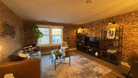1503 Vermont Ave NW, Washington, DC 20005 photo 2