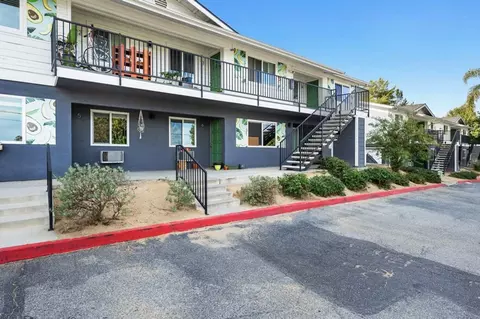 303 W Clemmens Ln, Fallbrook, CA 92028 photo 3