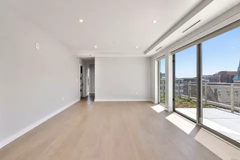 1224 M St NW, Washington, DC 20005 photo 10