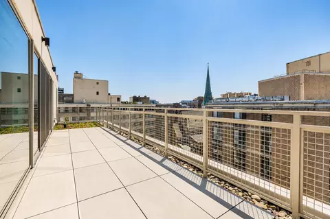 1224 M St NW, Washington, DC 20005 photo 4