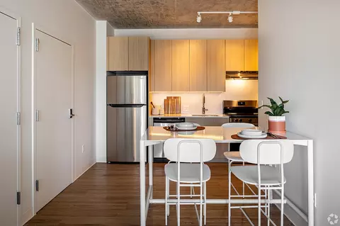 633 S La Salle St, Chicago, IL 60605 photo 6