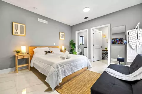 Nw 30th Ter, Doral, FL 33122