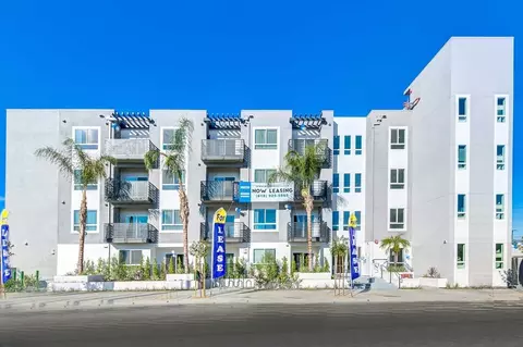 11721 Runnymede St, Los Angeles, CA 91605